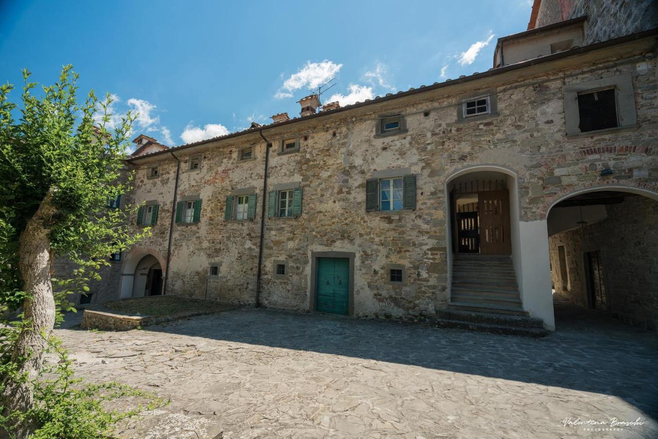 丘西-德拉弗娜Castello Di Sarna别墅 外观 照片